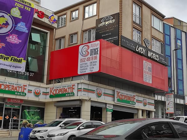 BB Atölye DENGE Aletli Pilates, EMS Studio, Grup Dersi, Zumba, Yoga, HIIT Cardio dersleri ve Diyetisyen hizmeti AccessTheBars seansı — Üsküdar pilates stüdyosu