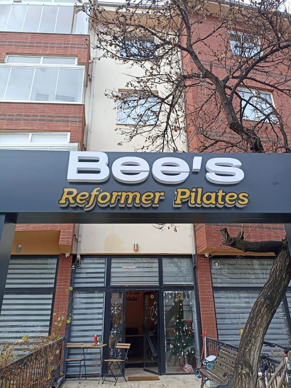 Bee's Reformer Pilates — Tepebaşı pilates stüdyosu