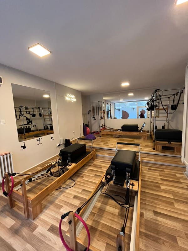 Flex Up Pilates — Kadıköy pilates stüdyosu