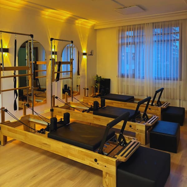 Moonlight Pilates Studio Feneryolu — Kadıköy pilates stüdyosu