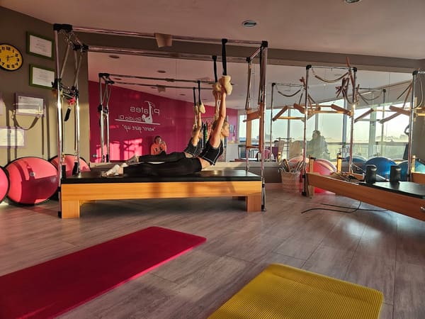 PİLATES STUDİO Dİ & Aletli Pilates &Reformer Pilates &Pilates Stüdyosu — Çorlu pilates stüdyosu