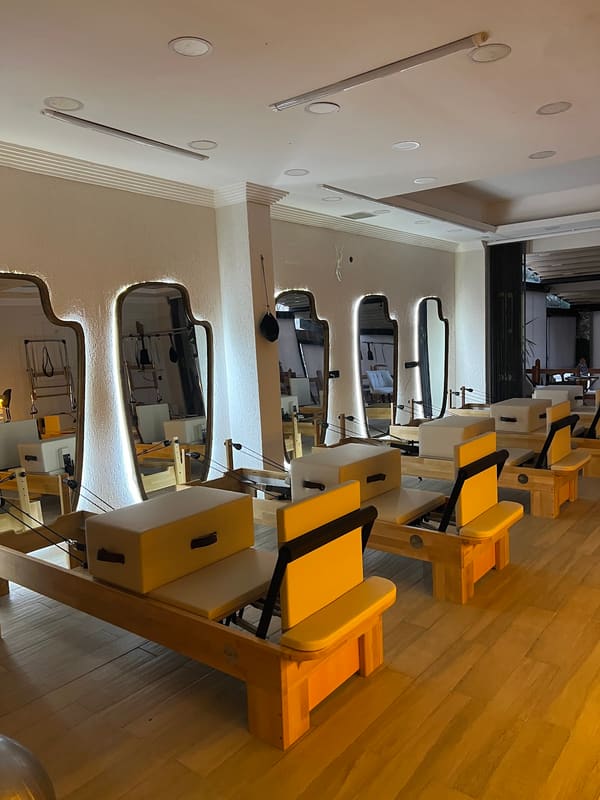 Q fit pilates , Equipment Showroom — Kadıköy pilates stüdyosu