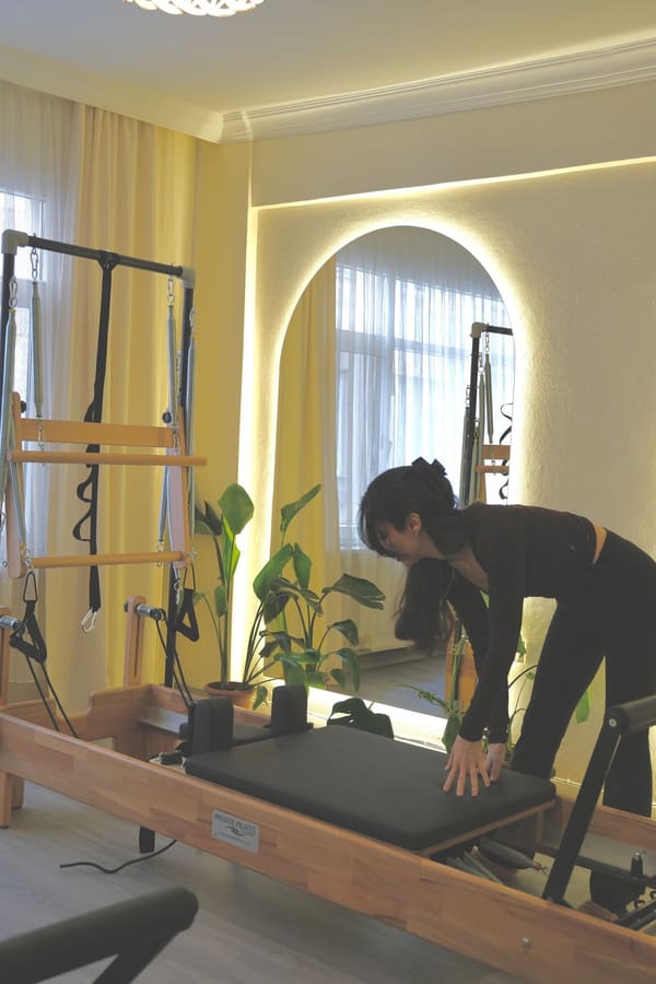 Studio 8 Bomonti Reformer Pilates — Beyoğlu pilates stüdyosu