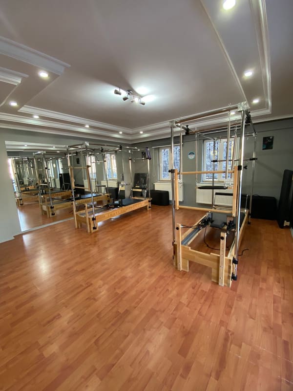 Utku Reformer Pilates Studio — Pamukkale pilates stüdyosu